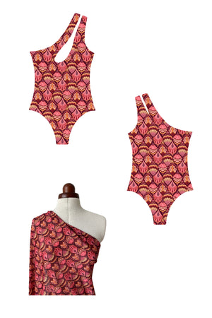 1 pièce asymétrique